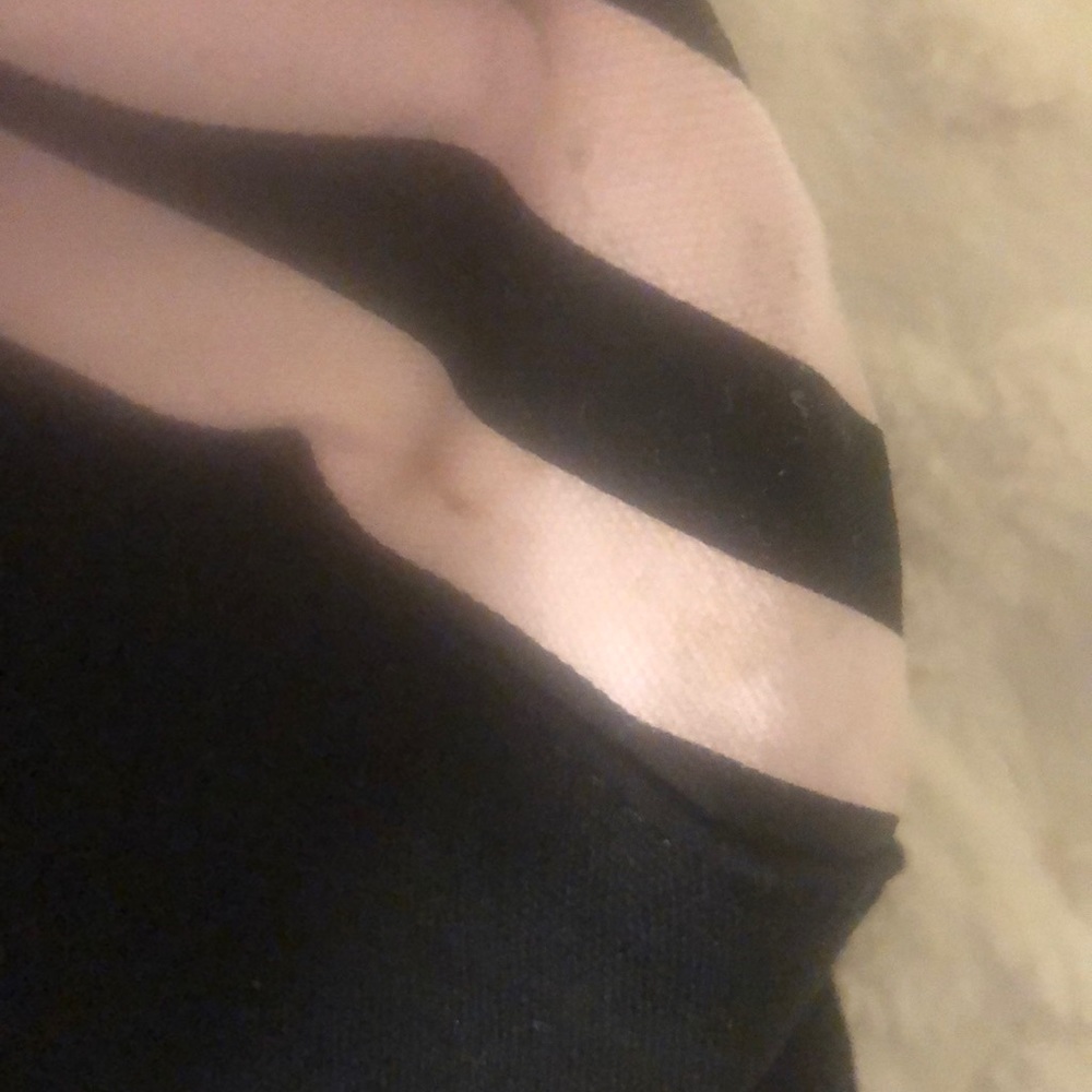 Victoria’s Secret overnight bag - Picture 3 of 4